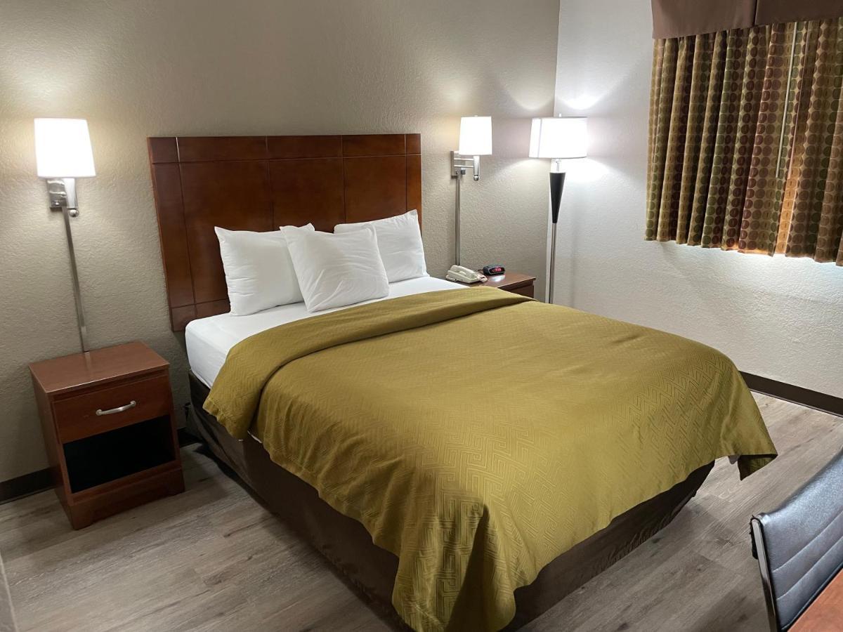 Econo Lodge Cartersville-Emerson Lake Point Exteriör bild