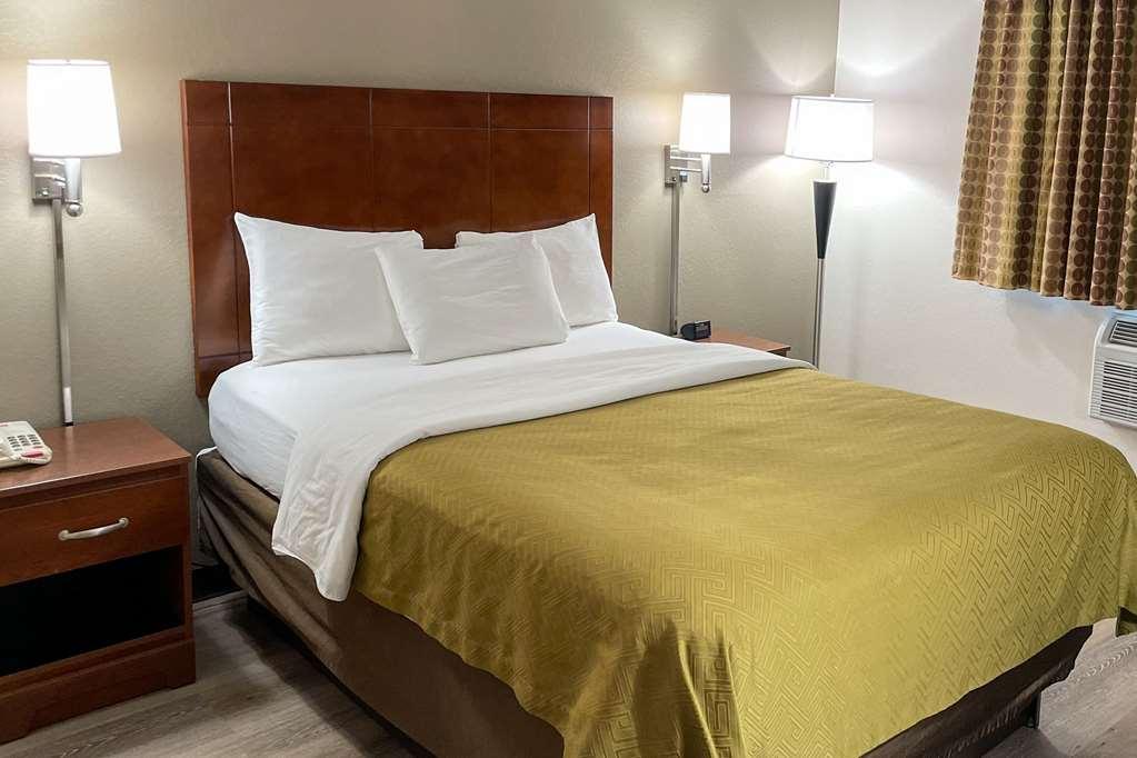Econo Lodge Cartersville-Emerson Lake Point Rum bild