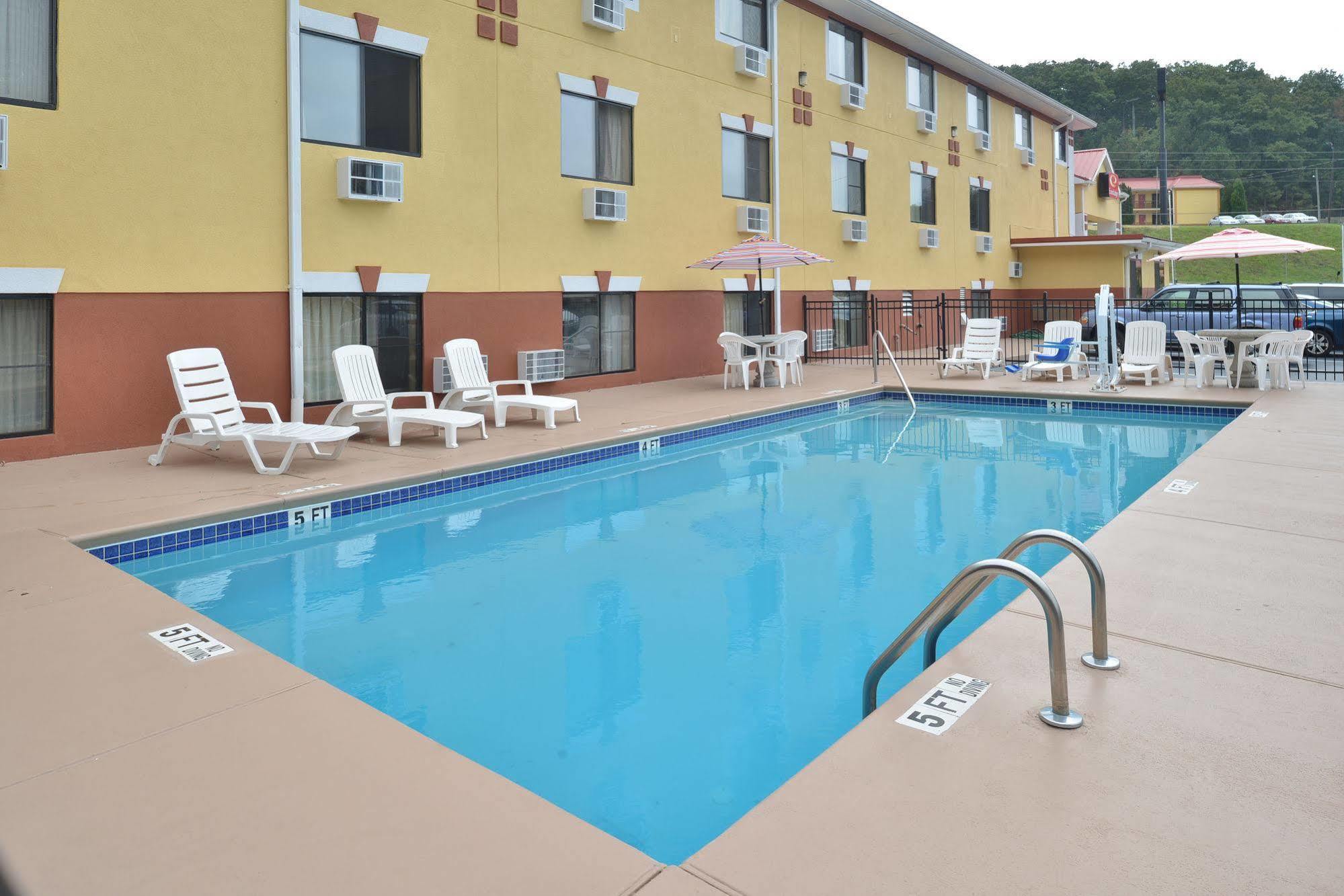 Econo Lodge Cartersville-Emerson Lake Point Exteriör bild
